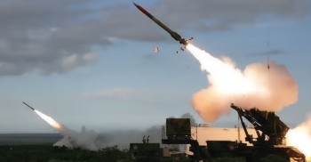 युक्रेनमा चौबीस घन्टाभित्रै भएको अहिलेसम्मकै ठूलो रूसी हवाई हमला