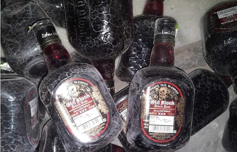 अवैधरुपमा भित्राइएको भारतीय मदिरा बरामद